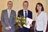 Justizministerin Jacqueline Bernhardt mit dem Präsidenten des Landgerichts Stralsund Axel Peters (Mitte) und dem OLG-Präsidenten Kai-Uwe Theede. (Foto: JM)