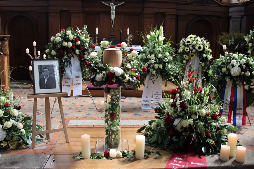 Trauerfeier für den verstorbenen Leitenden Oberstaatsanwalt, Dr. Klaus Müller, in der Schweriner Schelfkirche 