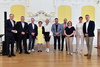 Wirtschaftsstaatssekretär Jochen Schulte (l.) bei der Unternehmerehrung der Hanse­stadt Rostock (© Joachim Kloock)
