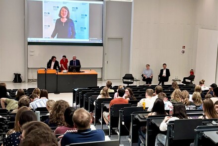 Videobotschaft der Justizministerin an der Uni Greifswald.
