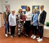 v.l.n.r.: die Landesbeauftragte für Frauen und Gleichstellung Wenke Brüdgam, die Vereinsvorsitzende Karin Wien, die Leiterin des Frauenschutzhauses Güstrow Jacqueline Garske, Ministerin Jacqueline Bernhardt, Mitarbeiterin Michelle Stübe und die Schatzmeisterin des Vereins Siegrun Schippmann,
