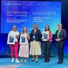 Gleichstellungsministerin Jacqueline Bernhardt (Mitte) u.a. mit der Siegerin der NØRD-Award-Kategorie &bdquo;Female Pioneers&ldquo; Katja Fröhlich (2.v.r.) @JM