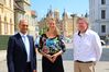 Prof. Dr.-Ing. John Nassour, Wissenschaftsministerin Bettina Martin, Prof. Dr. jur. Sven-Uwe Burkhardt; Foto: Sabrina Scholz/WKM