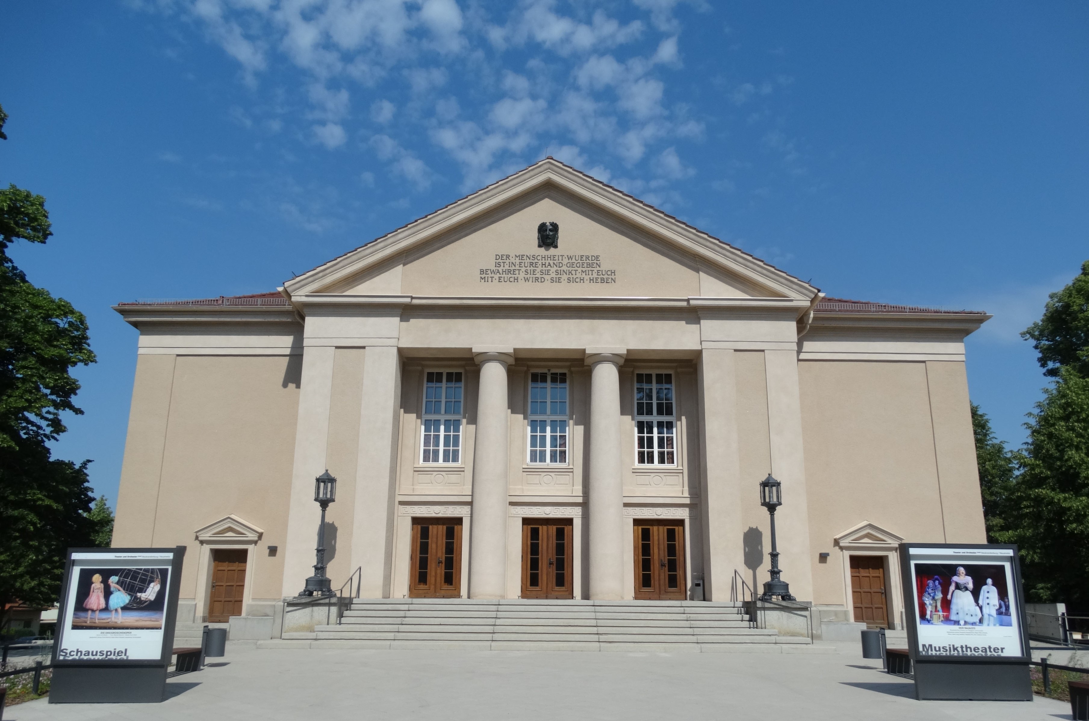 Theater in Neustrelitz; Copyright: TOG