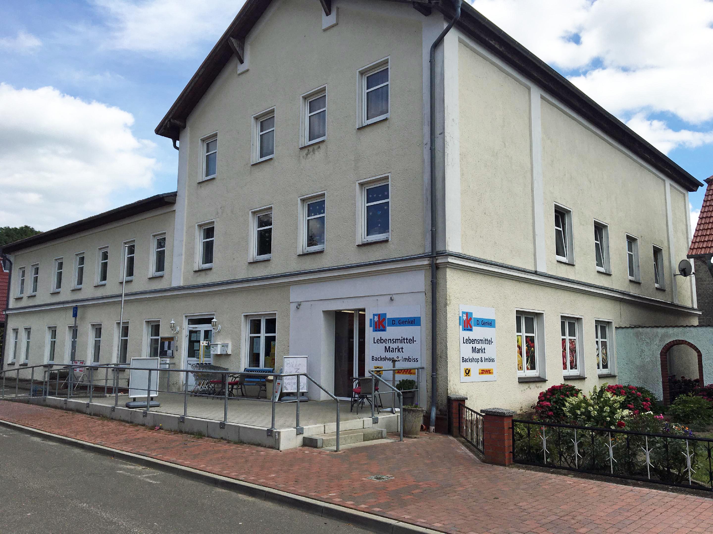 Mit Mitteln aus dem Programm Dorferneuerung wurde ein Teil des Gemeindehauses in Marnitz zum Dorfladen umgebaut. Foto: EM Foto: EM Mit Mitteln aus dem Programm Dorferneuerung wurde ein Teil des Gemeindehauses in Marnitz zum Dorfladen umgebaut. Foto: EM