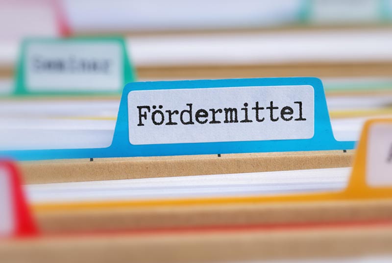 Aktenkartei mit Titel Fördermittel, Foto: Zerbor - stock.adobe.com