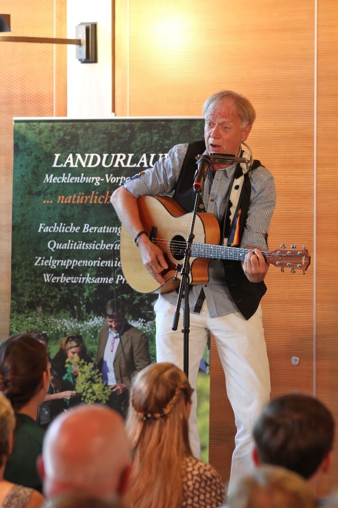 Unterhaltung up Platt von Otto von Ossen vom Duo Ossenkopp