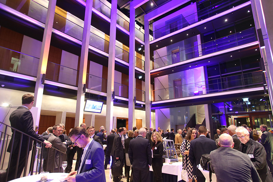 Blick ins Atrium der Landesvertretung