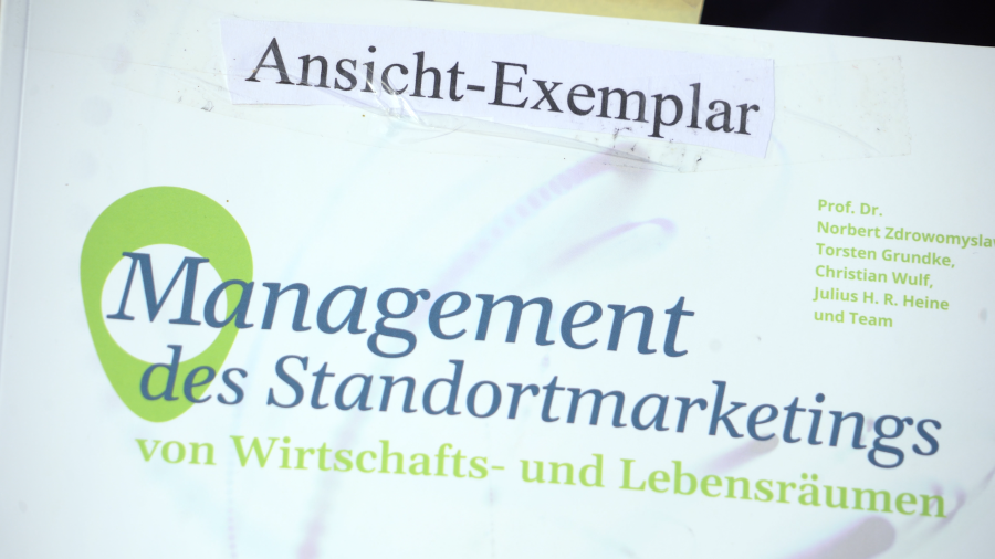 Titelausschnitt des Buches "Management des Standortmarketings von Wirtschafts- und Lebensräumen"