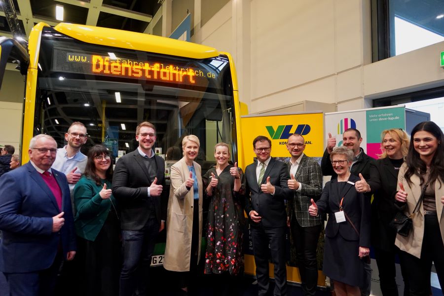 Der Landkreis Ludwigslust-Parchim präsentiert sich auf der IGW mit 13 Ausstellern und einem Elektrobus. © StK M-V Der Landkreis Ludwigslust-Parchim präsentiert sich auf der IGW mit 13 Ausstellern und einem Elektrobus.