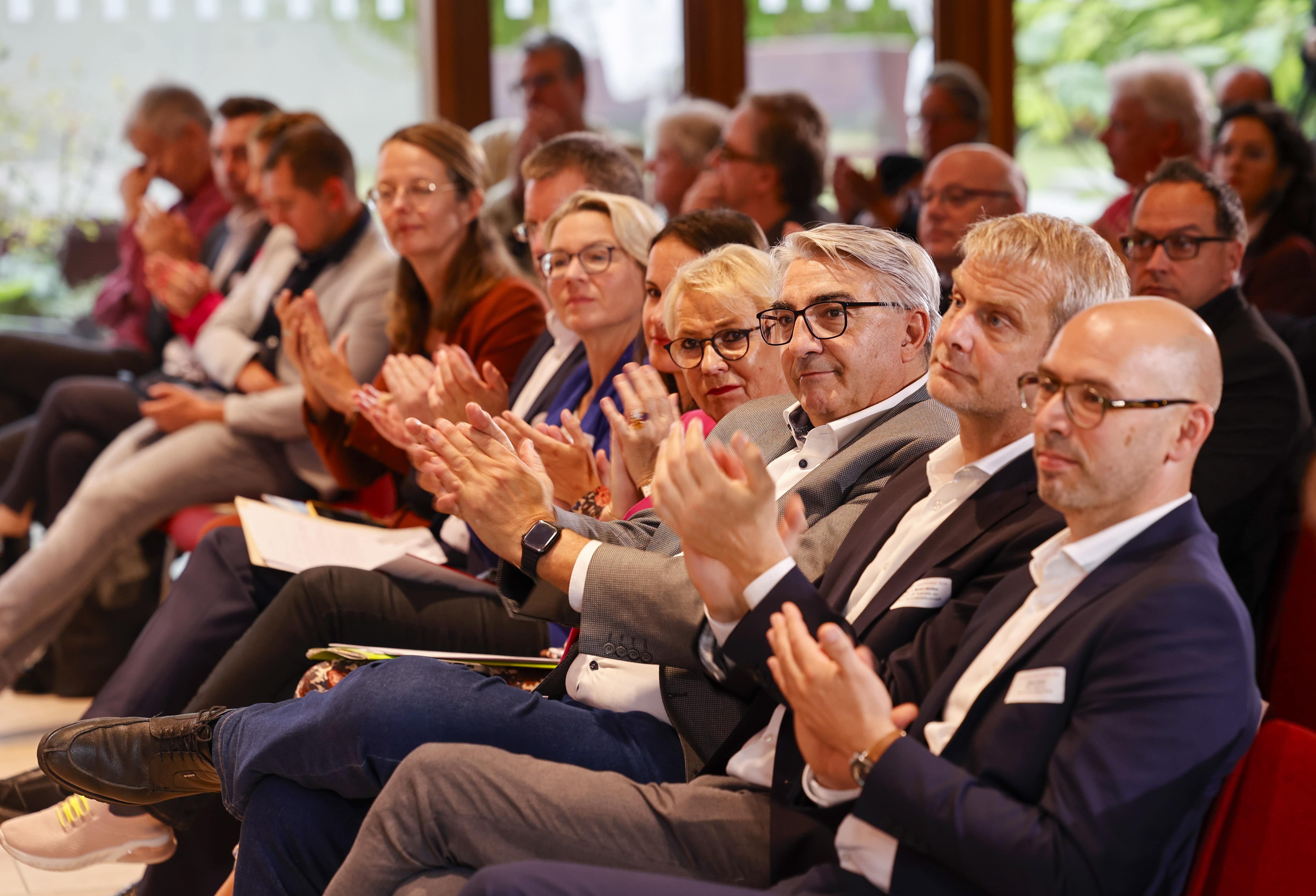 Rund 150 Gäste aus Journalismus, Politik, Wissenschaft und Medienregulierung kamen für den Kongress zusammen.